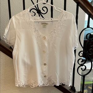 Orvis White Lace Button-Up Blouse